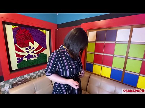 ❤️ Cutie Japanese nwere nnukwu nnụnnụ tit na-eji ihe ụmụaka egwuri egwu na-enwe mmekọahụ na-emetọ onwe ya ma nwee orgasm. Ọ na-ekwu na N'ajụjụ ọnụ banyere ya iberibe ahụmahụ. Nnukwu nnụnnụ tit na ọtụ ntutu na-asụ ude nke ukwuu. Osakaporn ❤️  na porn% ig.np64.ru%  ❤